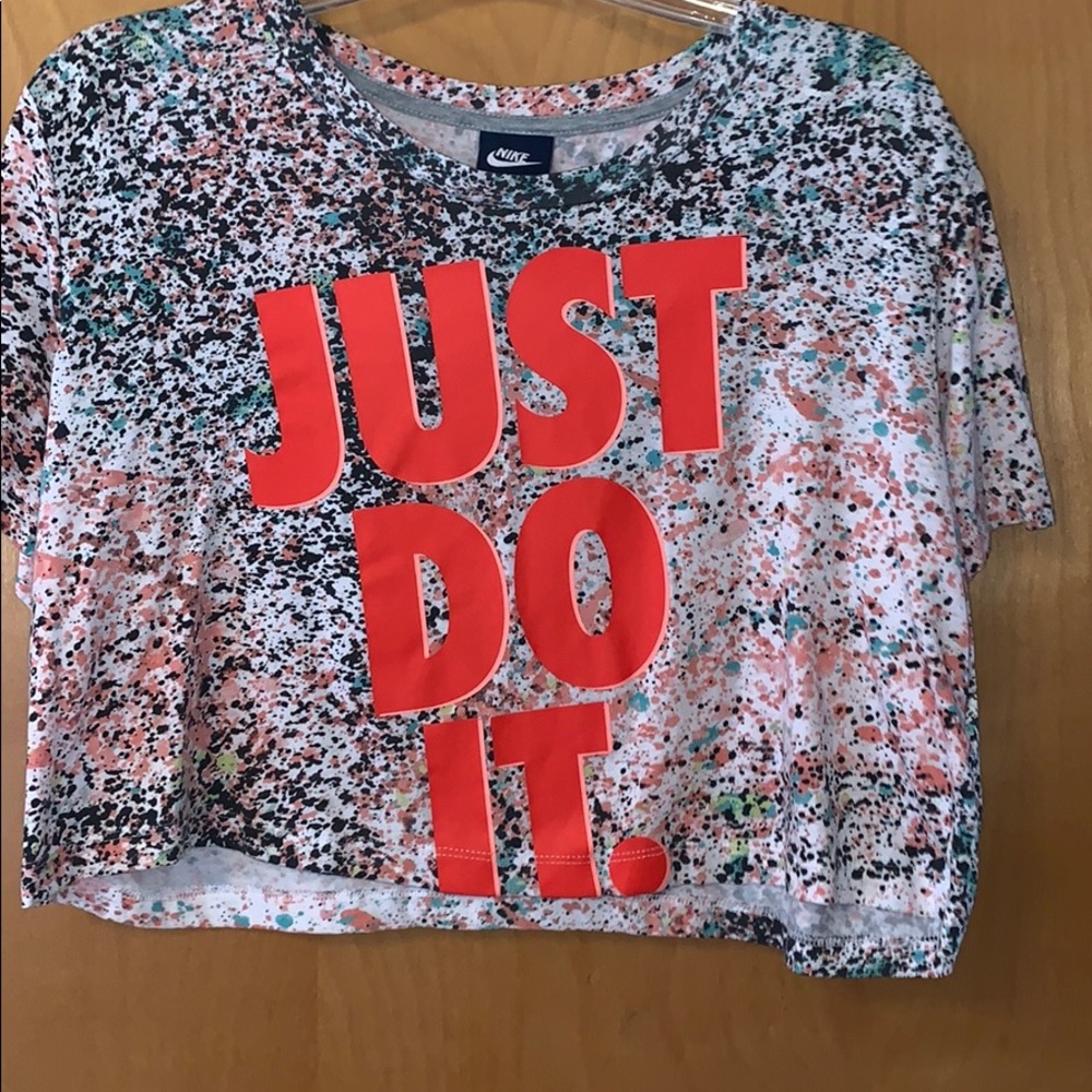 Medium Nike Crop Top